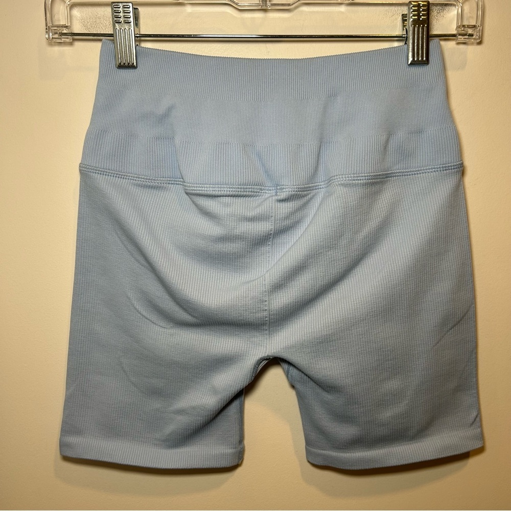 Alo Yoga Seamless Ribbed Favorite Short Light Blue Size Extra Small - Picture 6 of 13